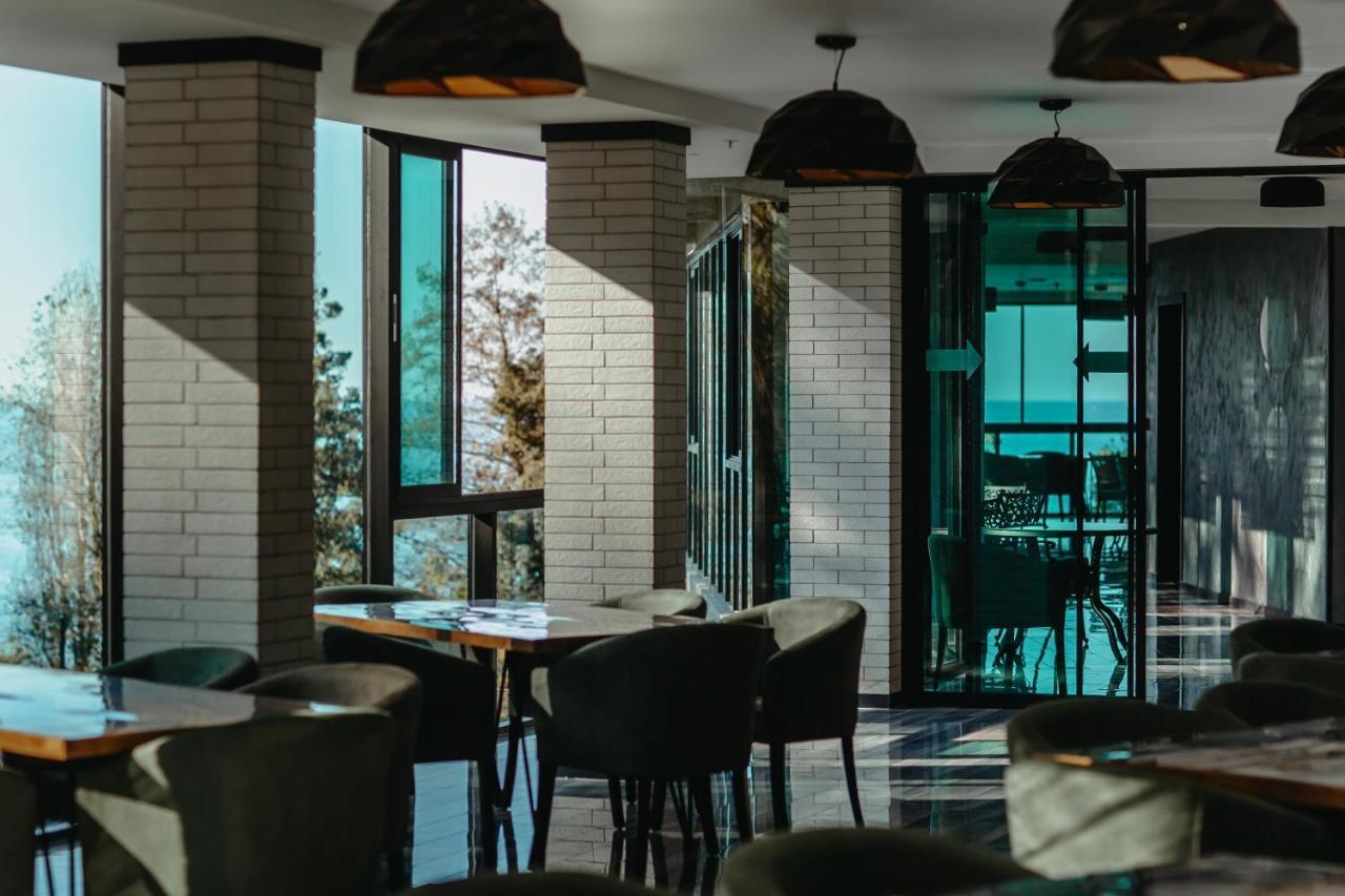 Capo Verde Hotel Batumi Ngoại thất bức ảnh