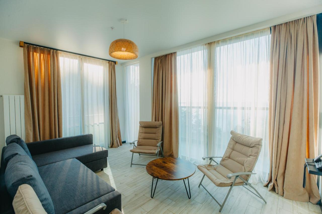 Capo Verde Hotel Batumi Ngoại thất bức ảnh