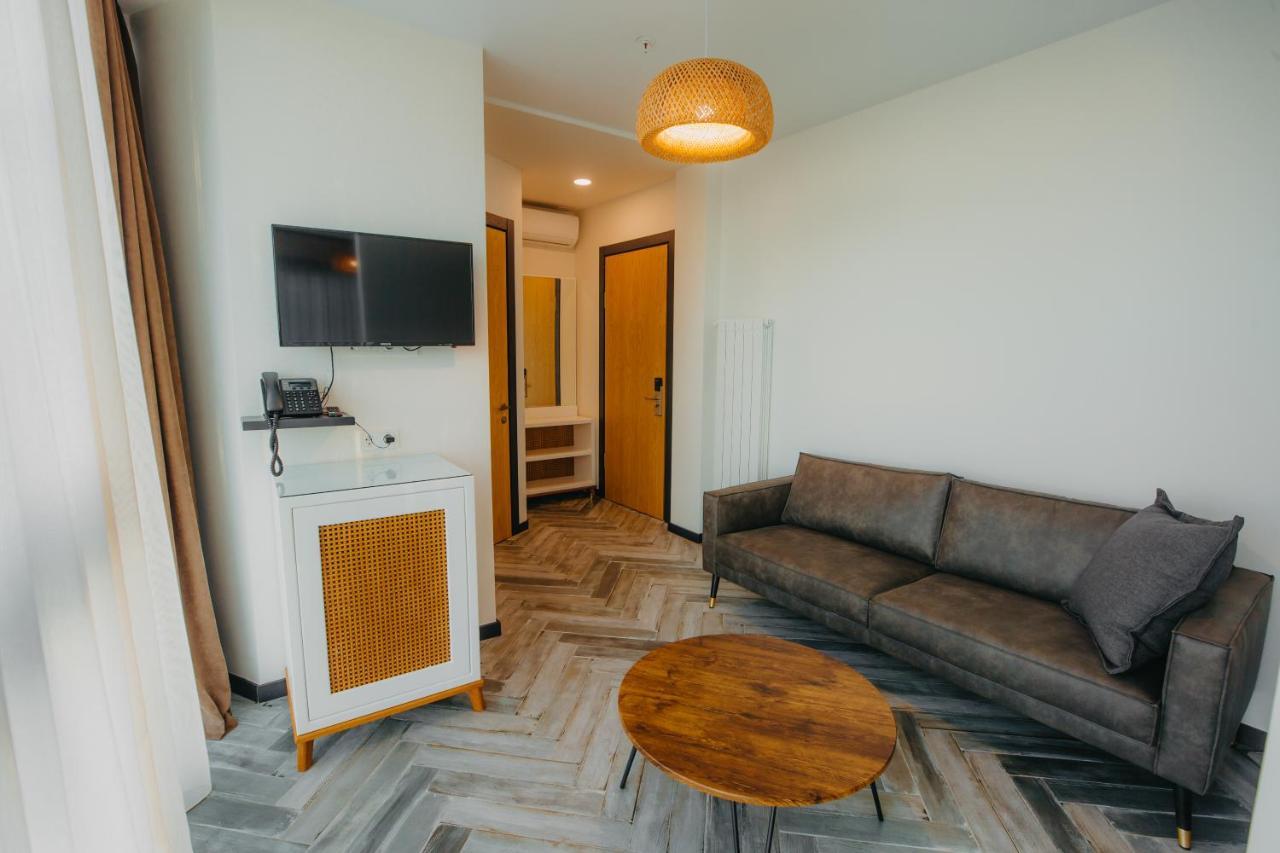 Capo Verde Hotel Batumi Ngoại thất bức ảnh
