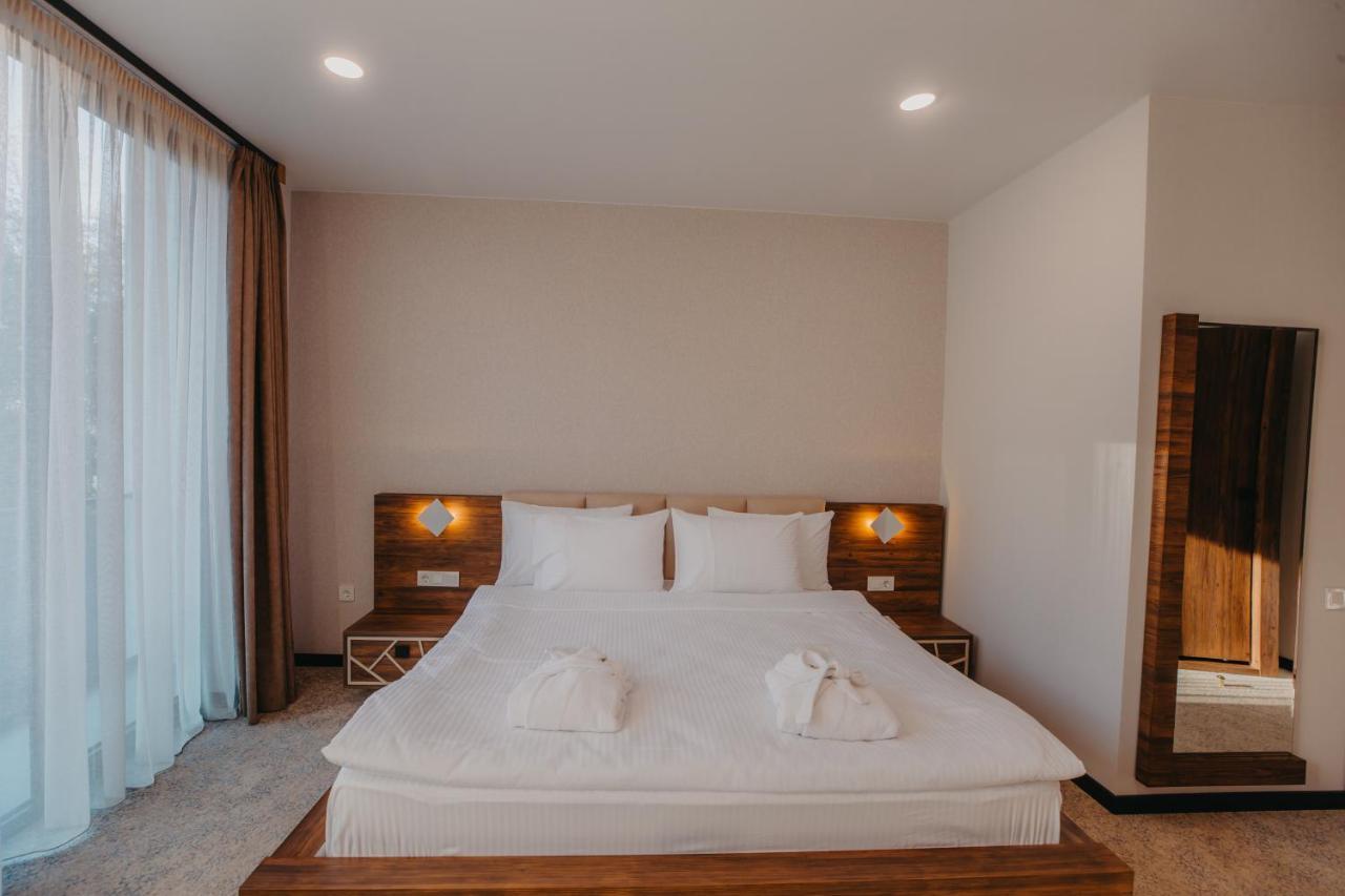 Capo Verde Hotel Batumi Ngoại thất bức ảnh